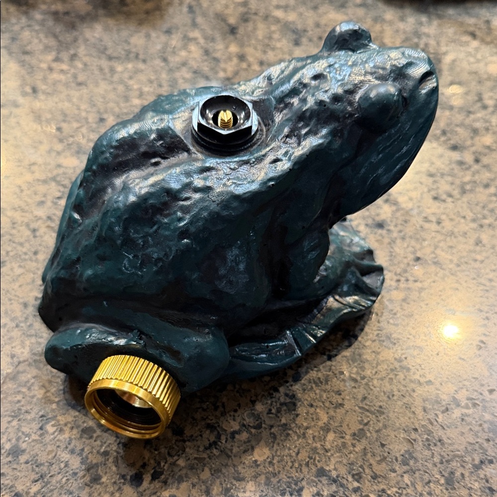 Frog Sprinkler - Picture 2 of 9